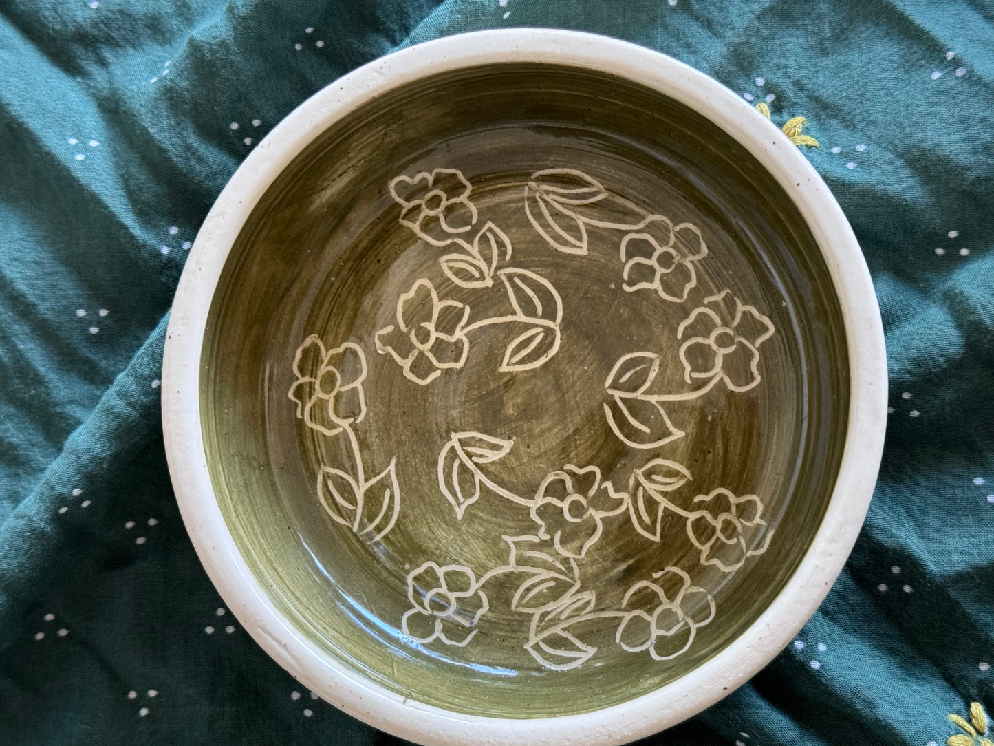 Green Carved Flower Dish
