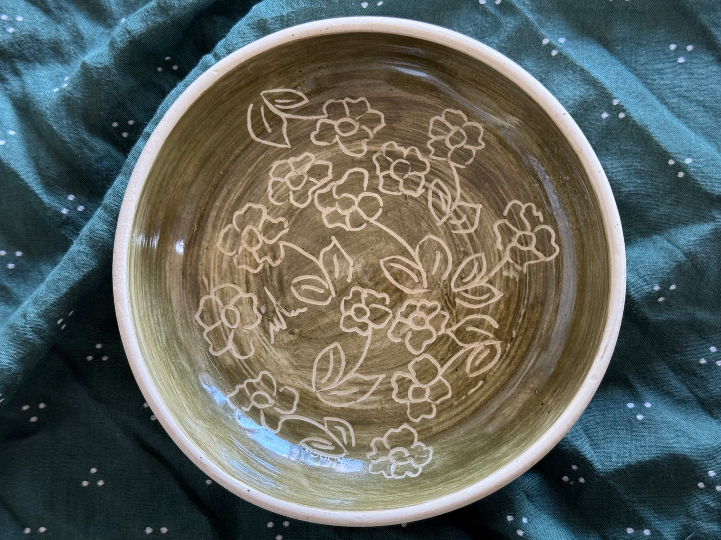 Green Carved Flower Dish