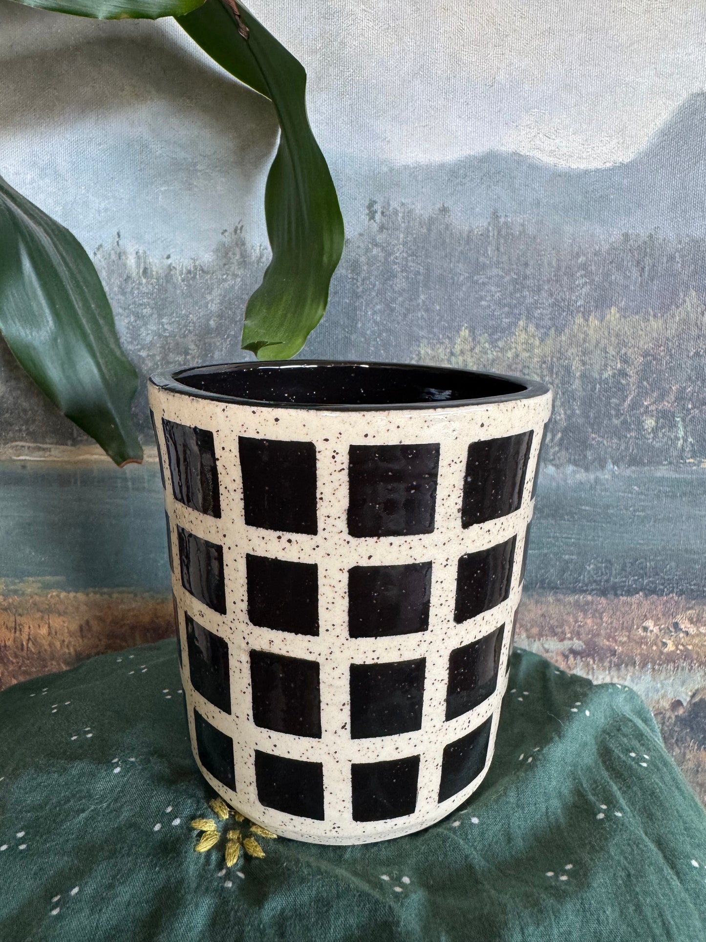 Black Tile Cup