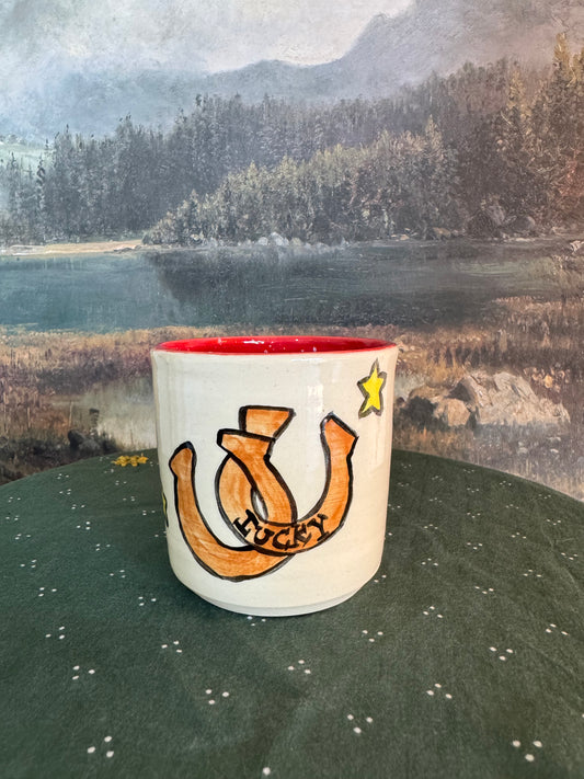 Lucky Horseshoe Cup v1