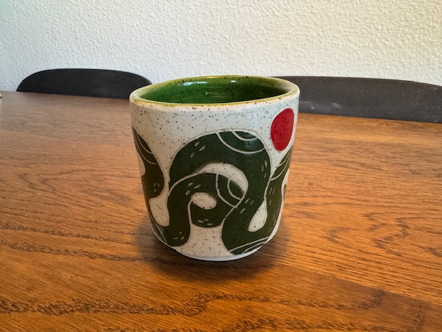 snake cup