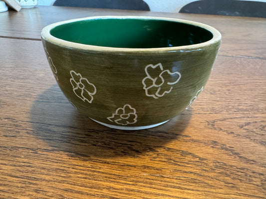 green flower bowl