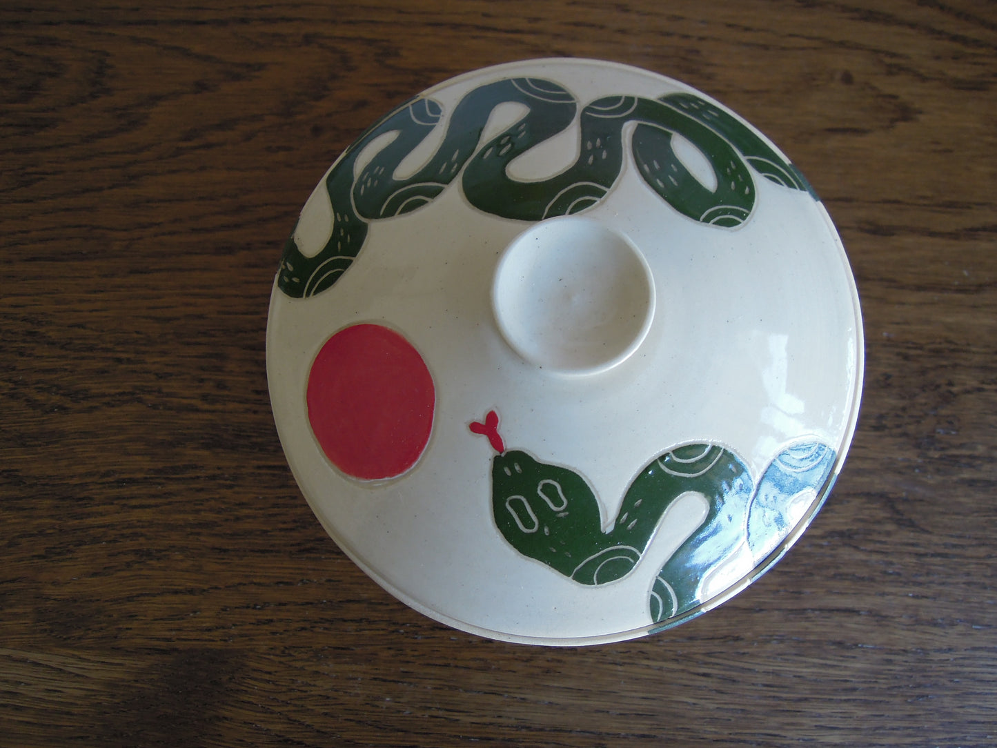 green snake jar