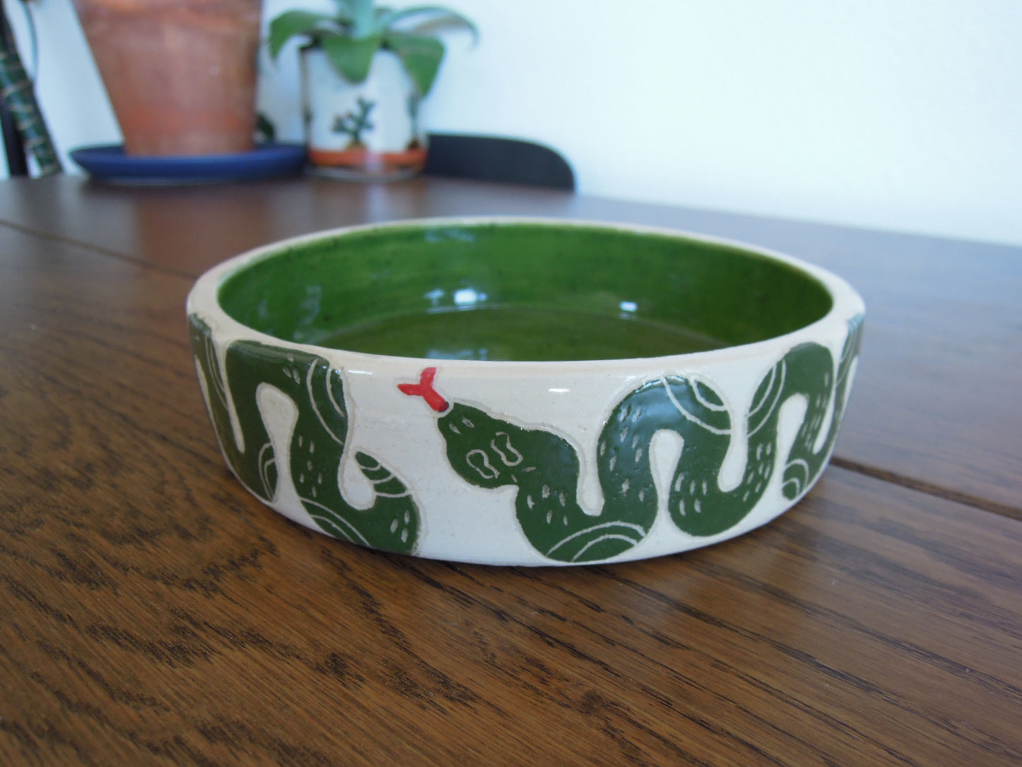 snake dog bowl